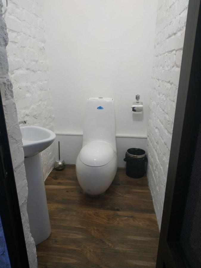 Sim Sim Hostel & Guest House Near The Church 사마르칸트 외부 사진